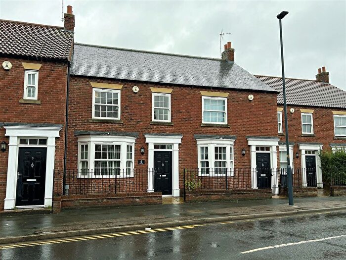 3 Bedroom Terraced House To Rent In Barfoss Place, Selby, YO8
