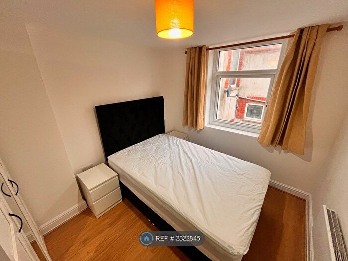 1 Bedroom Flat To Rent In Newport Road, Cardiff, CF24