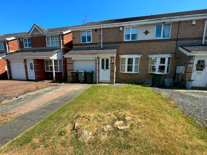 3 Bedroom Semi-Detached House To Rent In Gardners Place, Langley Moor, Durham, DH7