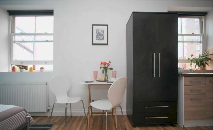 1 Bedroom Studio To Rent In Sundial Avenue, London, SE25