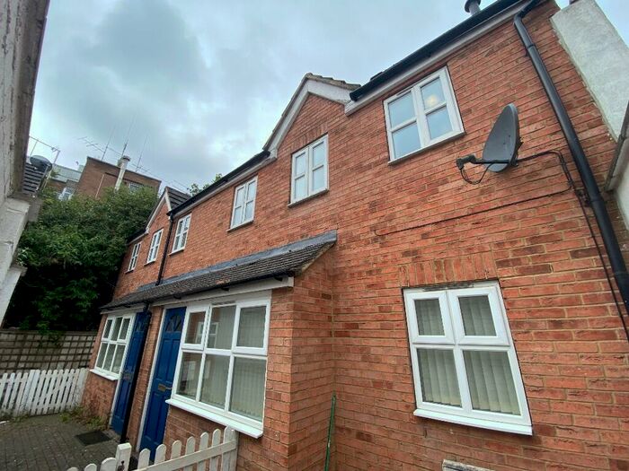 1 Bedroom Semi-Detached House To Rent In Victoria Court, Victoria Road, Swindon, SN1