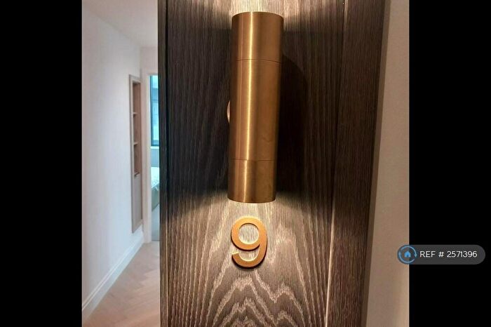 1 Bedroom Flat To Rent In Engine House Way, London, NW1