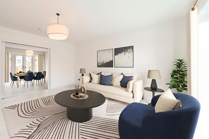 4 Bedroom Semi Detached House For Sale In The Pastures, Woodview, Grays, RM16