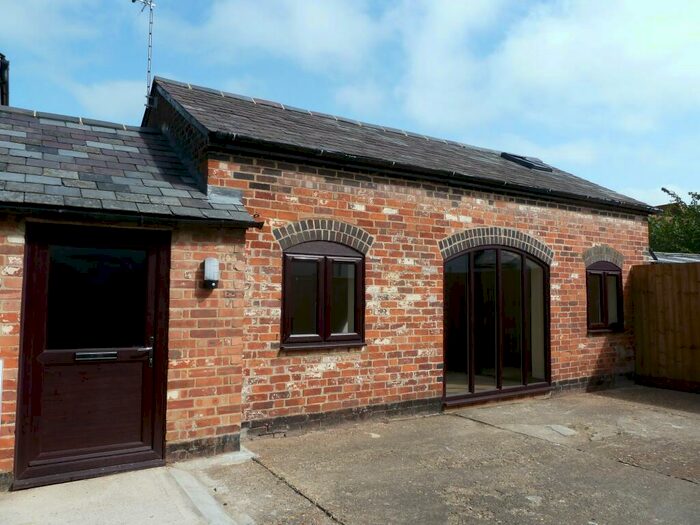 1 Bedroom Detached House To Rent In Steeple Claydon, Buckingham, Buckinghamshire, MK18