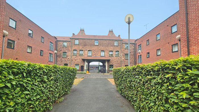 2 Bedroom Flat For Sale In Hartley Court, Stoke-On-Trent, ST4