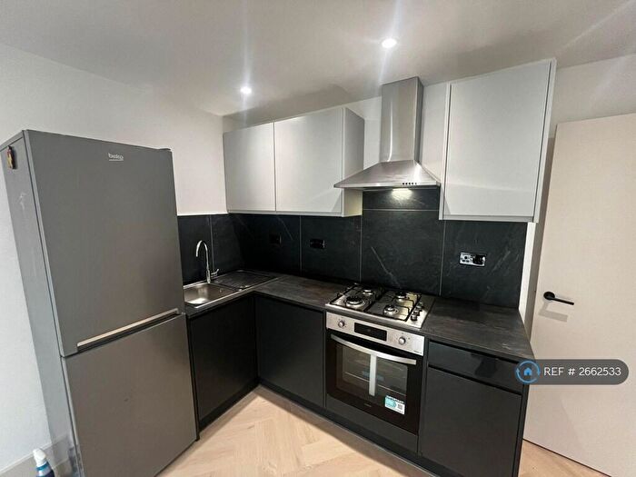 2 Bedroom Flat To Rent In Kilburn High Road, London, NW6
