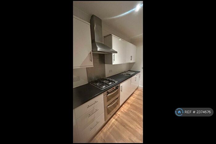 1 Bedroom Flat To Rent In Kenmore Ave, Harrow, HA3