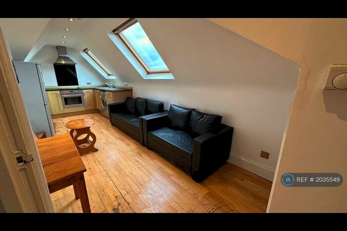 1 Bedroom Flat To Rent In Philip Lane, London, N15