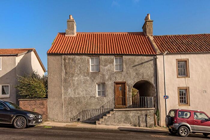 2 Bedroom Cottage For Sale In North Overgate, Kinghorn, Burntisland, KY3
