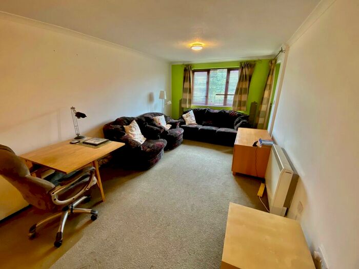 2 Bedroom Flat To Rent In Henry Bird Way, NN4