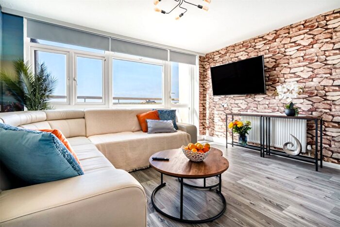 2 Bedroom Flat To Rent In Hereford Court, Hereford Street, Brighton, BN2