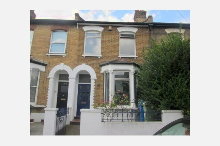 5 Bedroom Terraced House To Rent In Hollydale Road, London, SE15
