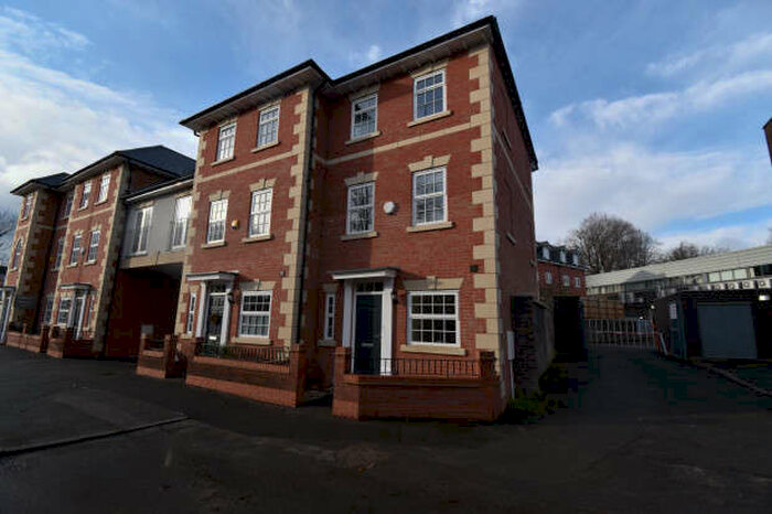 3 Bedroom Block Of Apartments To Rent In Great Western Mews, Coventry Road, Warwick, CV34