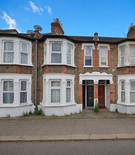 2 Bedroom Flat To Rent In Cheshunt Road, London, E7