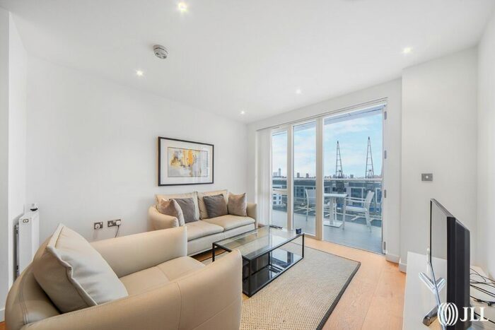 1 Bedroom Flat To Rent In Waterford Court, Turnberry Quay, E14