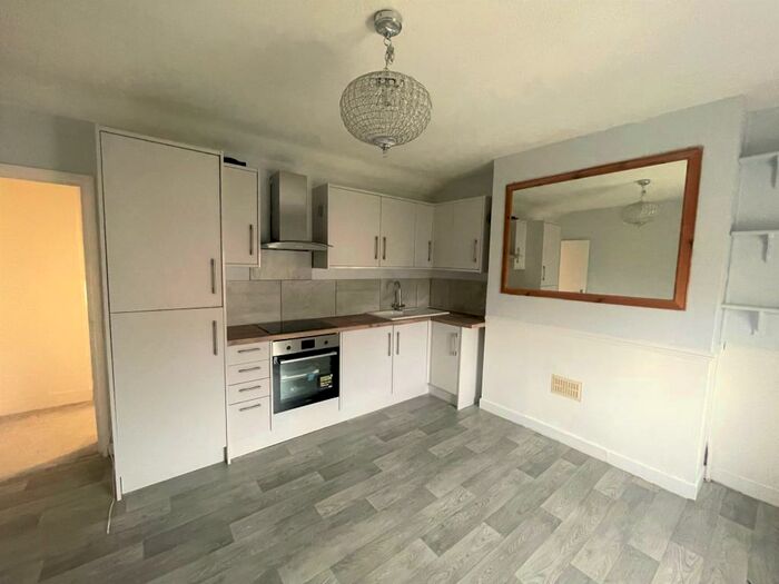 2 Bedroom Apartment To Rent In Fittleworth Drive, Bognor Regis, PO22