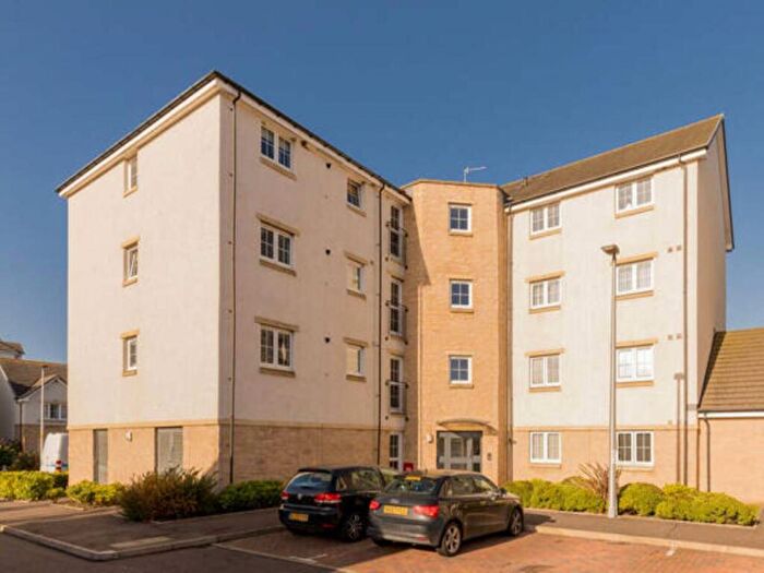 1 Bedroom Flat To Rent In Dauline Road, South Queensferry, Midlothian, EH30