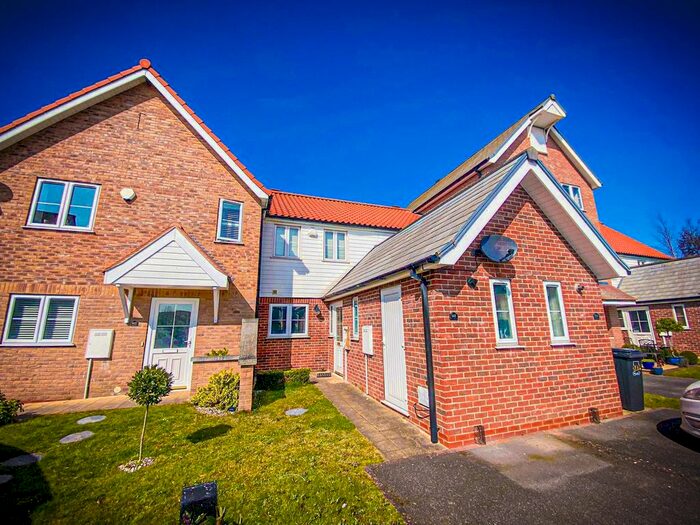 2 Bedroom Terraced House To Rent In Park Lane, Burton Waters, Lincoln, LN1