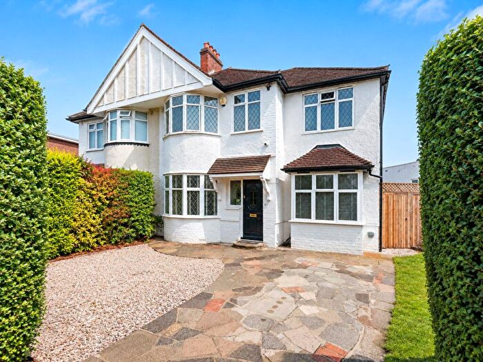 4 Bedroom Semi-Detached House For Sale In Mayday Gardens, London, SE3