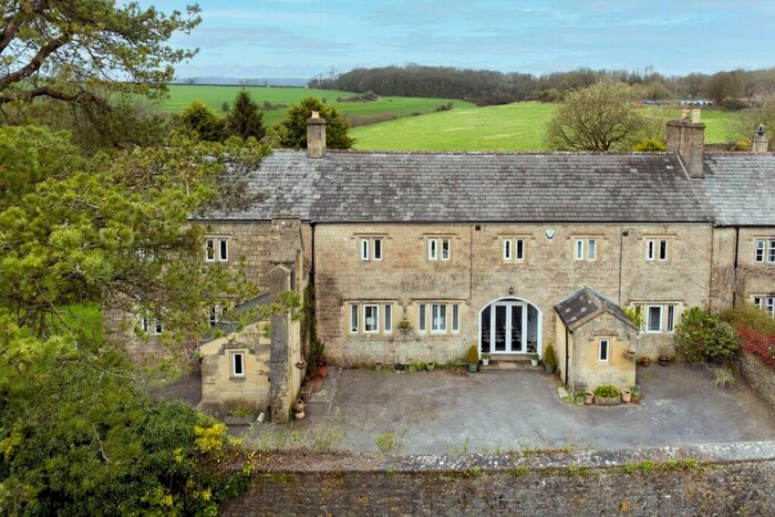 4 Bedroom Country House For Sale In The Old Bell House, Doulting, BA4