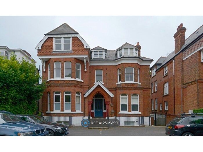 2 Bedroom Flat To Rent In Mount Avenue, London, W5