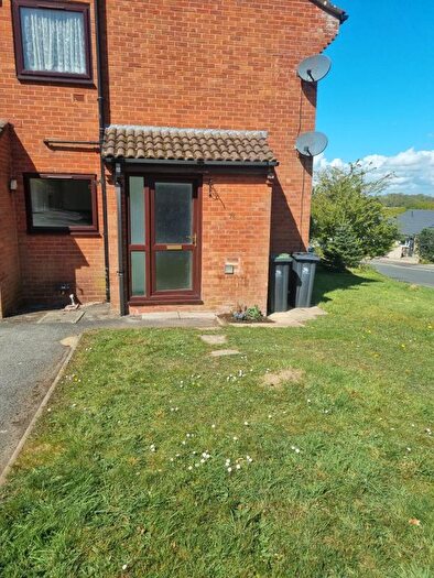 2 Bedroom Flat To Rent In Erica Drive, Wimborne, BH21