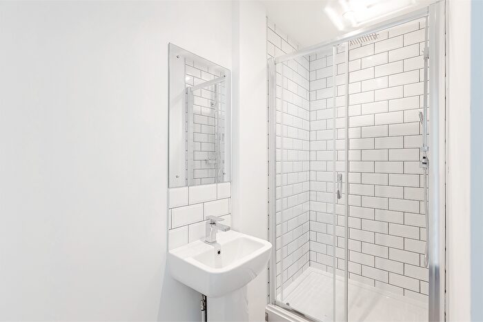 1 Bedroom Flat To Rent In , Leeds Road, Castleford, WF10