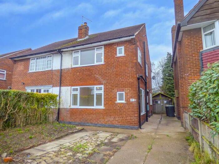 3 Bedroom Semi-Detached House To Rent In Carrfield Avenue, Toton, NG9
