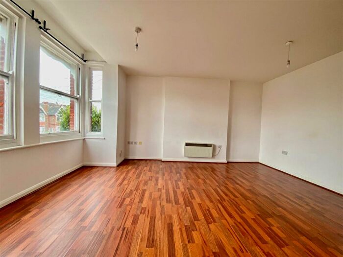 House To Rent In Cowper Road, Worthing, BN11