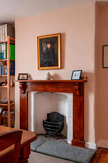 3 Bedroom Terraced House For Sale In Keyford, Frome, BA11