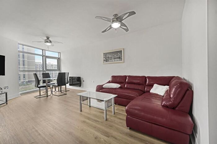 2 Bedroom Apartment To Rent In Altolusso, City Centre ( Beds ), CF10
