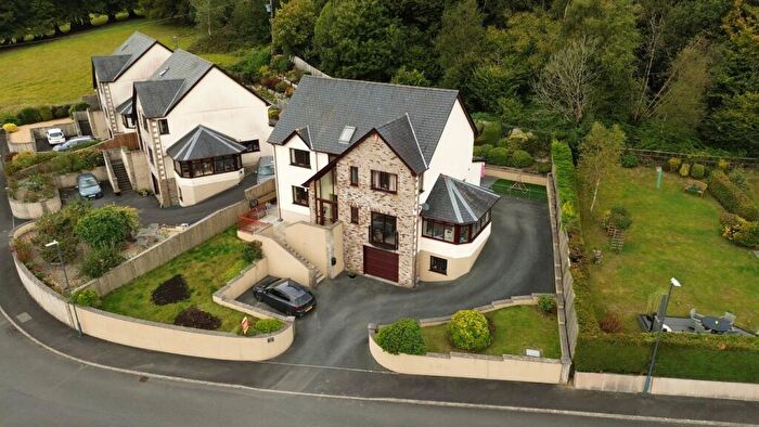 4 Bedroom Detached House For Sale In Forest Road, Lampeter, SA48
