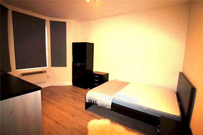 1 Bedroom Studio To Rent In Beaconsfield Road, Southall, UB1