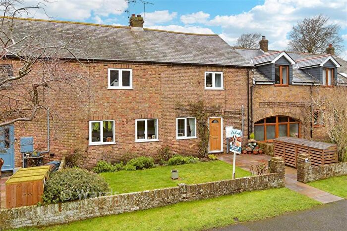 4 Bedroom Barn Conversion For Sale In Ringwould, Deal, Kent, CT14