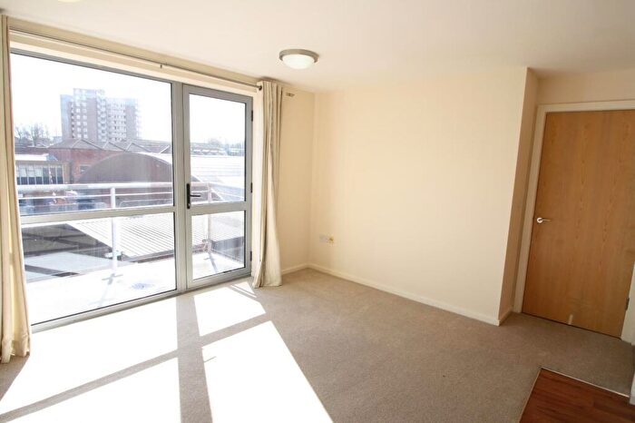 1 Bedroom Flat For Sale In Ahlux House, Millwright Street, Leeds, LS2