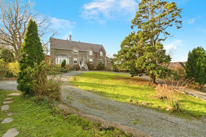 6 Bedroom Detached House For Sale In Ashleigh House, Gaerwen, LL60