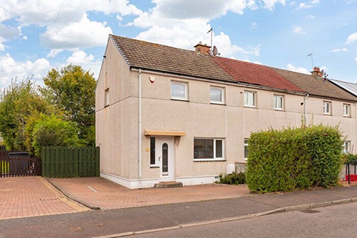2 Bedroom Semi-Detached Villa For Sale In Meadow Place, Bilston, EH25