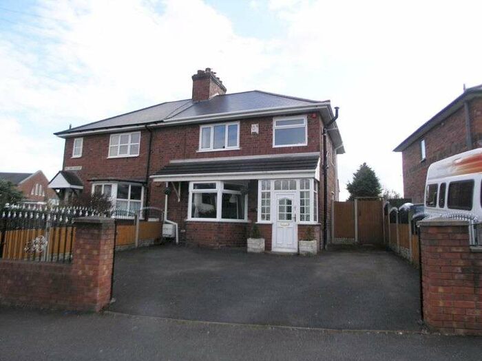 3 Bedroom Property For Sale In Brierley Hill, Quarry Bank, Hillside
