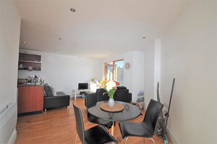 2 Bedroom Apartment To Rent In Magellan House, Clarence Dock, Leeds, West Yorkshire, LS10