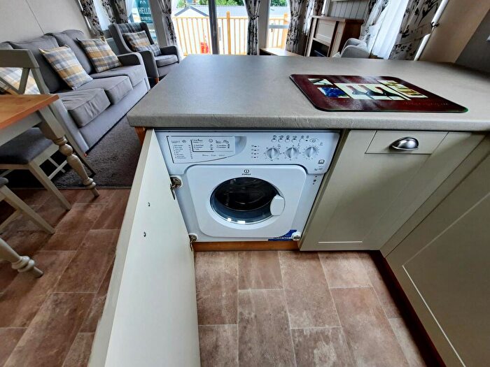 2 Bedroom Caravan For Sale In Woodleigh Caravan Park, Cheriton Bishop, Exeter, EX6