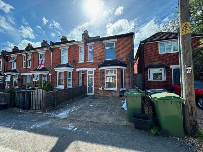 2 Bedroom End Of Terrace House To Rent In St. Marys Road, Bishopstoke, Eastleigh, SO50