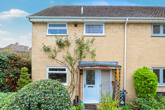2 Bedroom End Of Terrace House For Sale In Newland Close, Eynsham, Oxfordshire, OX29