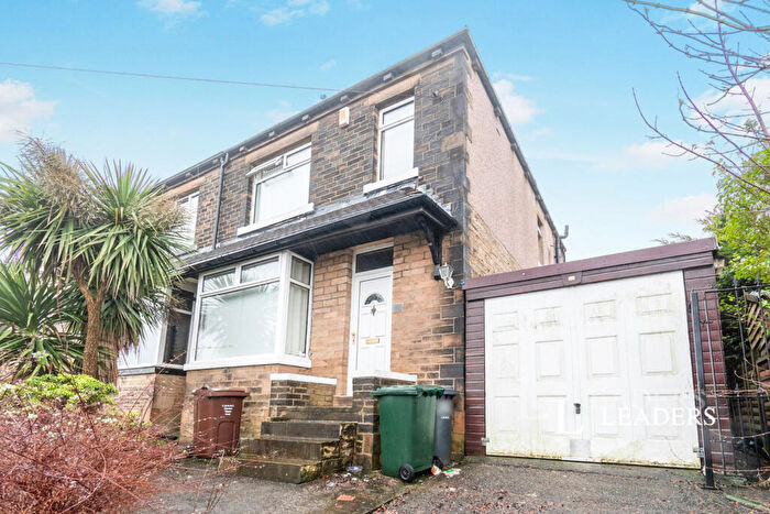 3 Bedroom Semi Detached House To Rent In Leeds Road, Eccleshill, Bradford, BD2