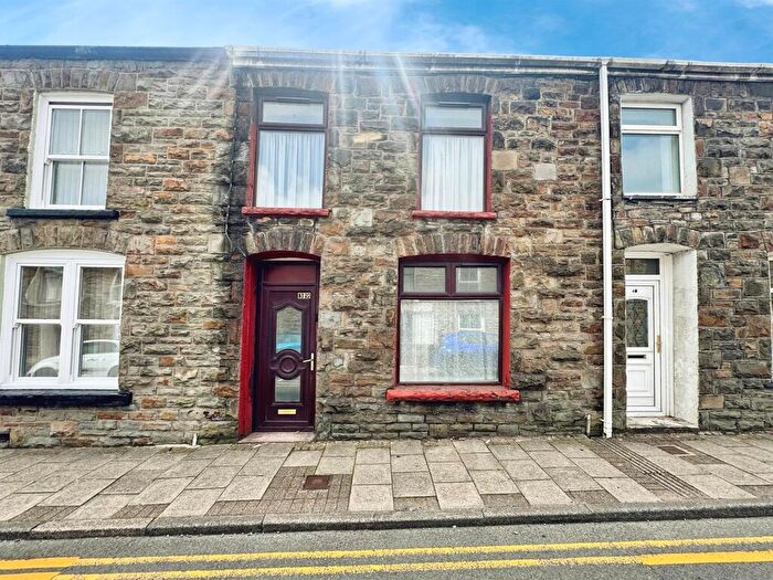 3 Bedroom Terraced House For Sale In Maindy Road, Ton Pentre, Pentre, CF41