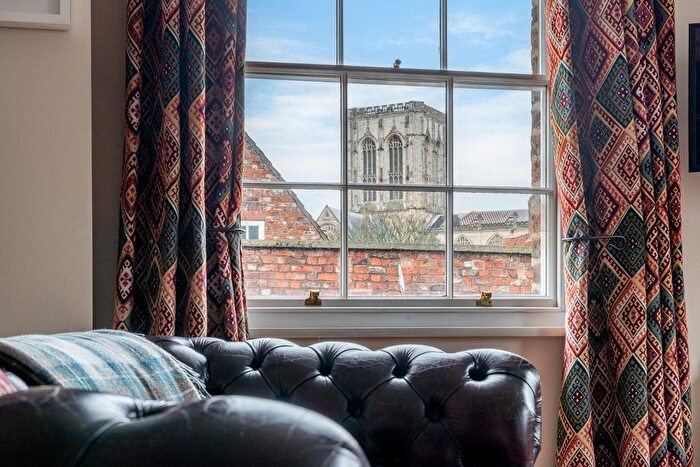 2 Bedroom Flat For Sale In Church Street, York, YO1