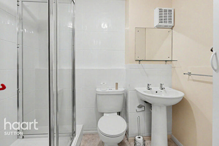 1 Bedroom Retirement Property For Sale In Thicket Road, Sutton, SM1