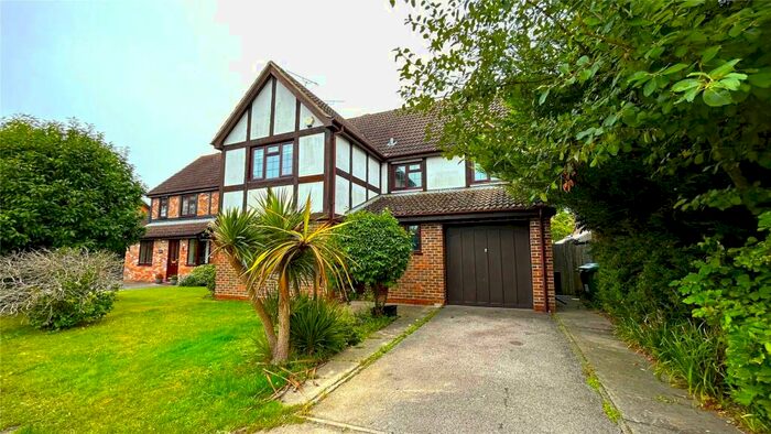4 Bedroom Detached House To Rent In Reynolds Green, College Town, Sandhurst, Berkshire, GU47
