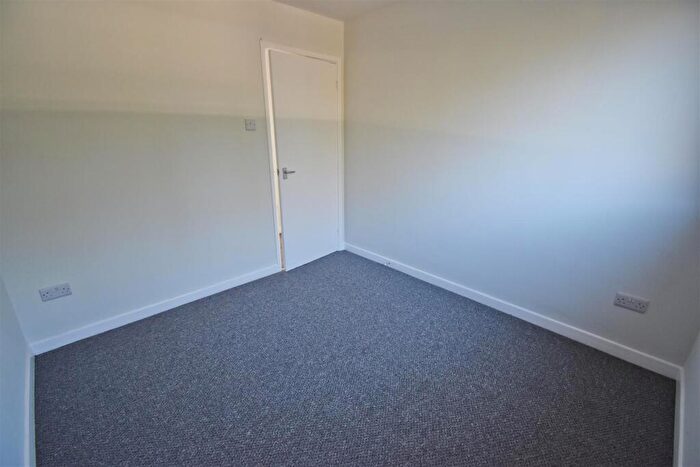 2 Bedroom Apartment To Rent In Court Drive, Cromer, NR27