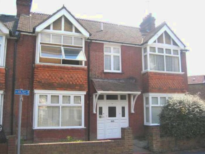 1 Bedroom Flat To Rent In Durban Road, Watford, WD18
