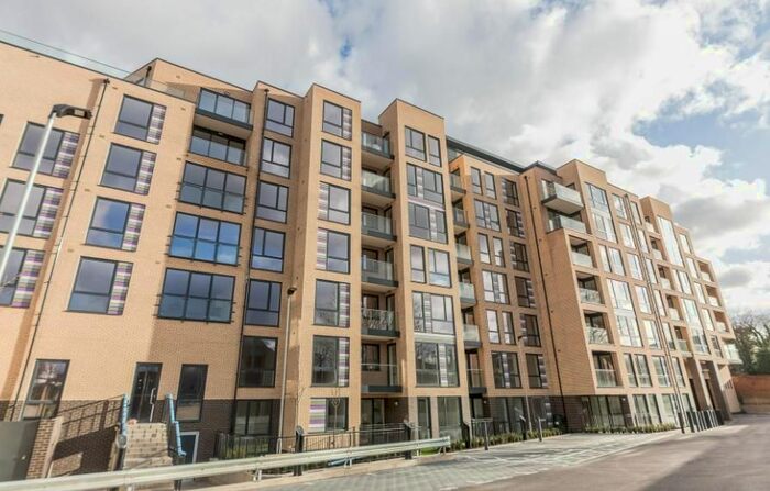 1 Bedroom Flat To Rent In Grove Place, London, SE9